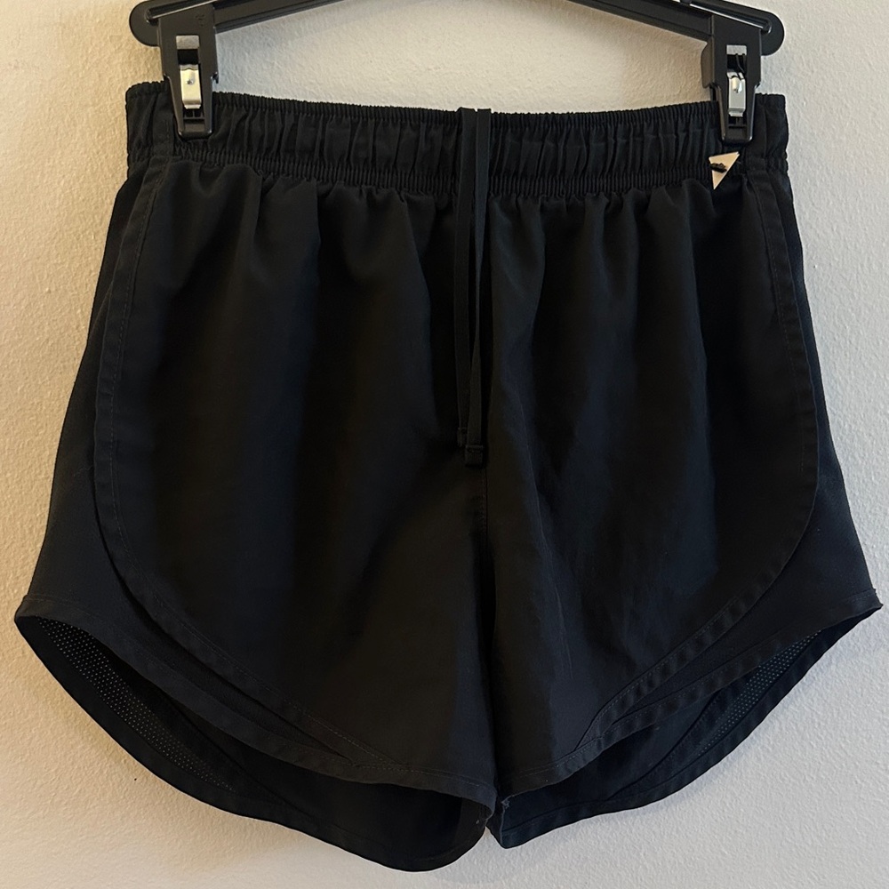 Nike Women's Dark Athletic Shorts- Preloved - Picture 1 of 7